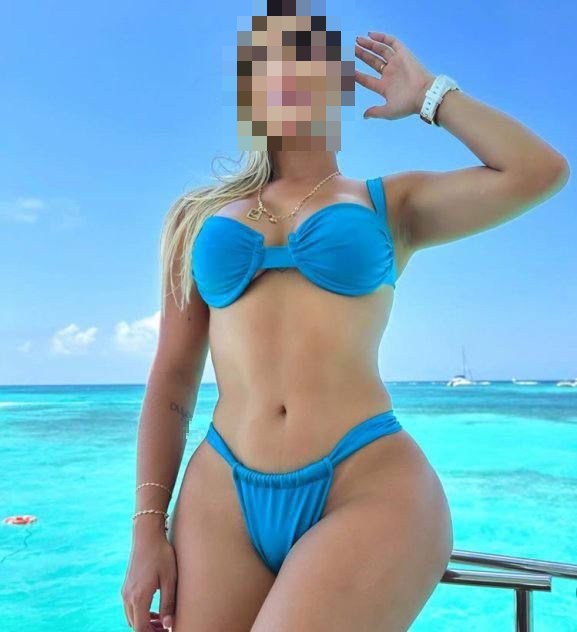 קארין חמה אש ופגישה דיסקרטית